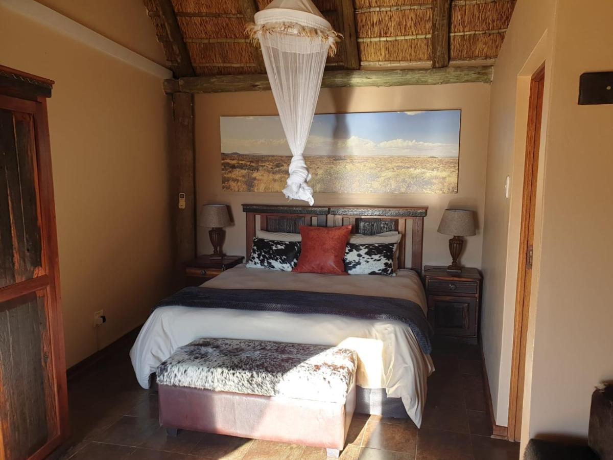 Wag N Bietjie Bush Lodge Heuningneskloof Exterior photo